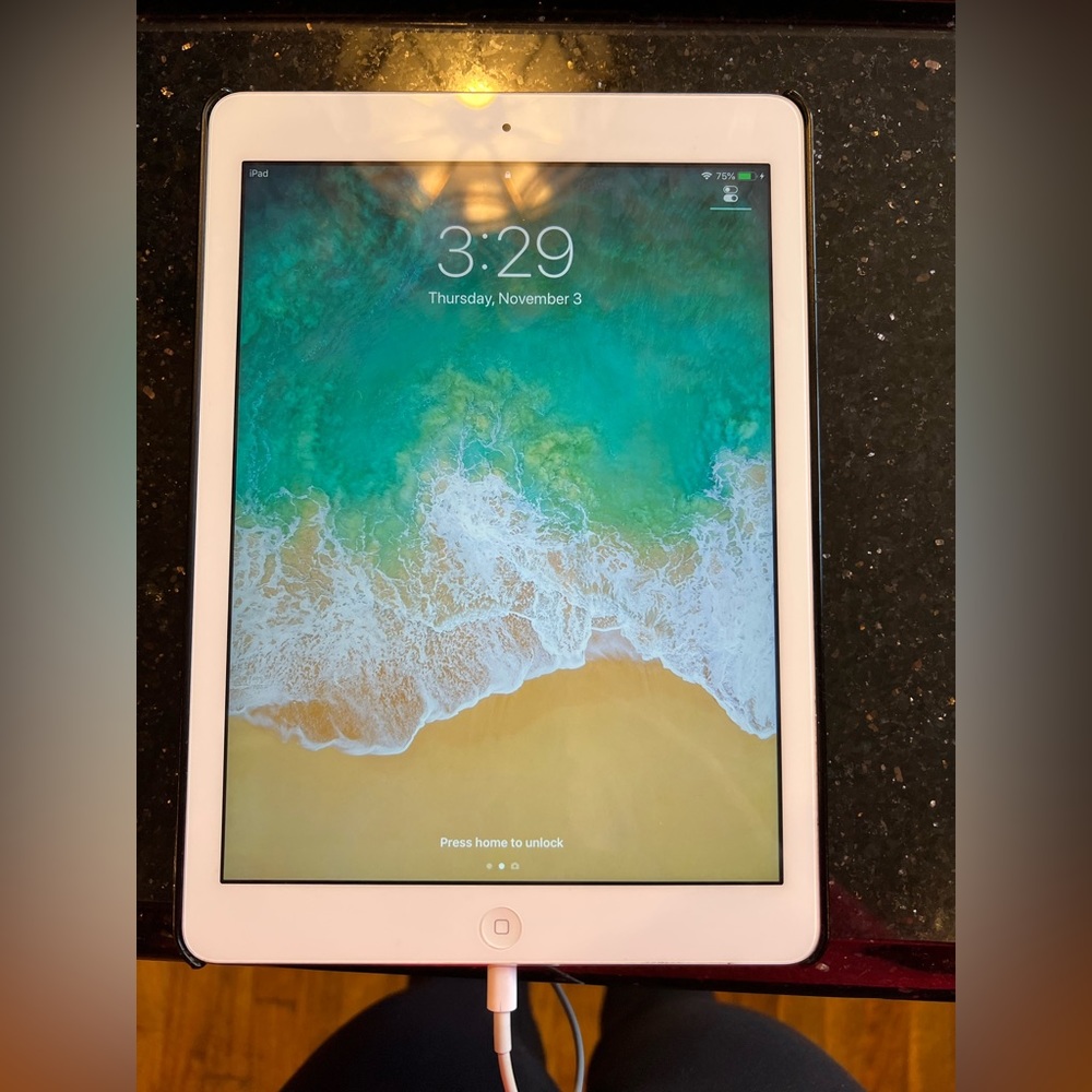 Fully functional IPad Air